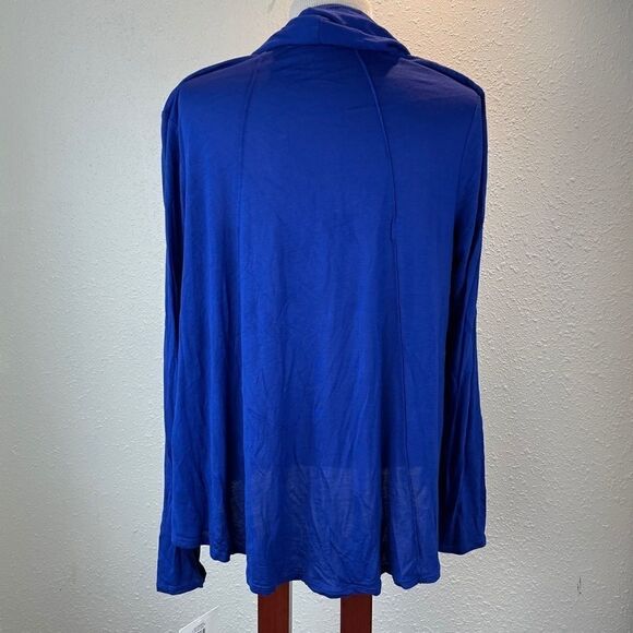 NWT Ellen Tracy Blue Blouse Top Size M - Picture 5 of 8